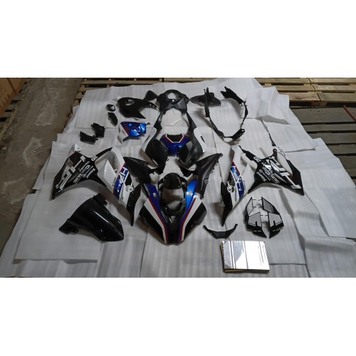 23-24 BMW S1000RR DESIGN 30